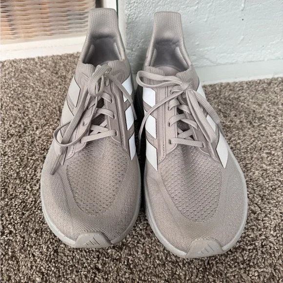 adidas Men's Ultraboost 5x
Running Shoes in gray - Picture 3 of 8